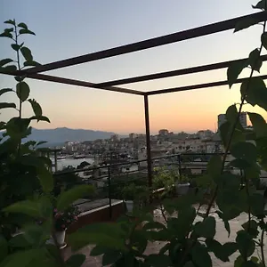 Hotel Gjoni ***